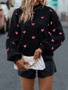 Pulover de damă cu inimioare  K18152  negru / roz
